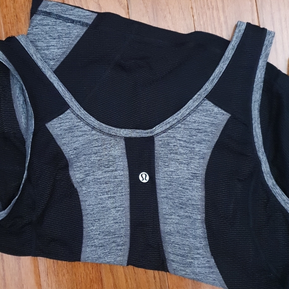 LULULEMON bundle set tank top - Picture 3 of 4